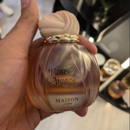 vanilla voyage maison perfume bottle